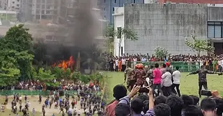 মাইলস্টোনে বিমান বিধ্বস্তে একজনের মৃত্যুর খবর পাওয়া গেছে